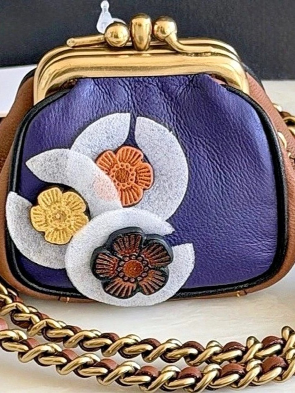 COACH Vintage Mini Tea Rose Appliqué Kisslock Pouch
